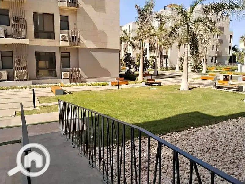 4 34400556-800x600. JPG