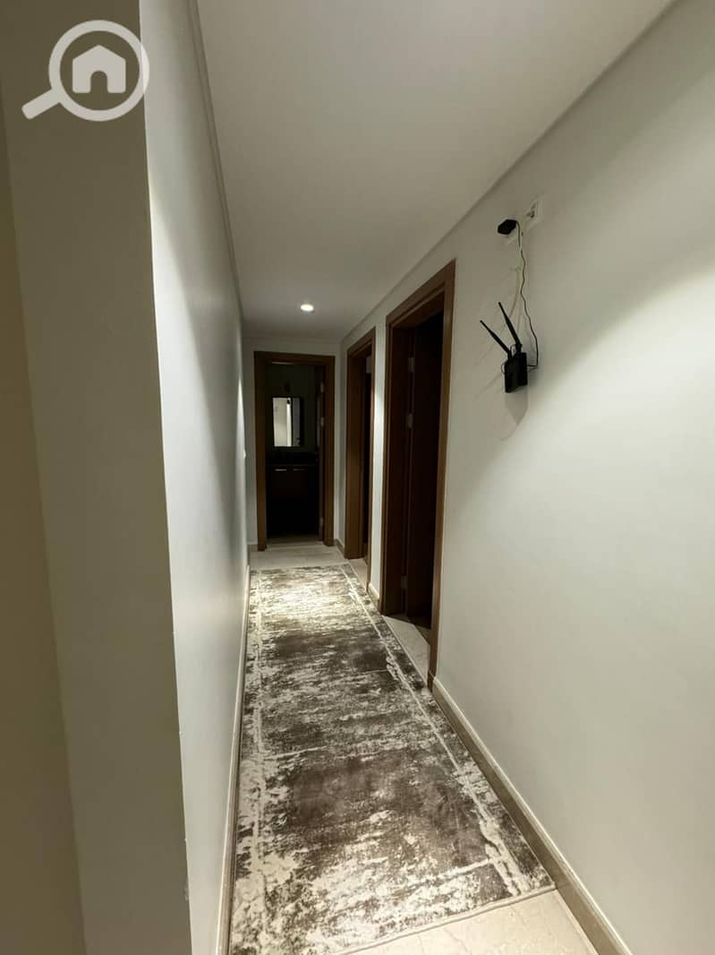 5 eed1f323-5348-4aac-bc12-973638ae67a4. jpeg