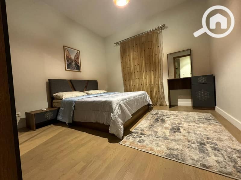 12 c1d8fe68-67e8-4a53-a237-cc3ffeee3c06. jpeg