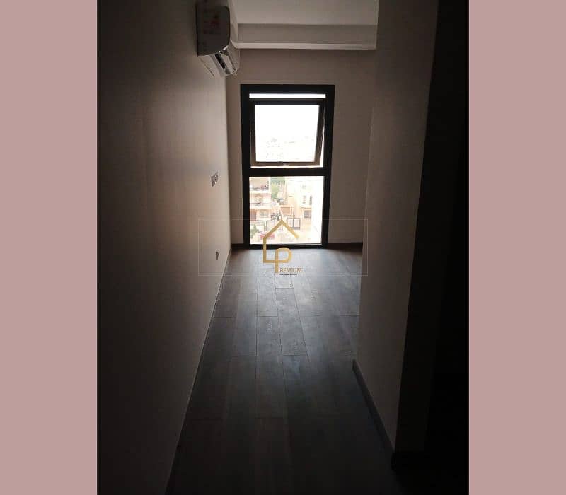 9 WhatsApp Image 2025-12-17 at 6.19. 12 PM (1). jpg