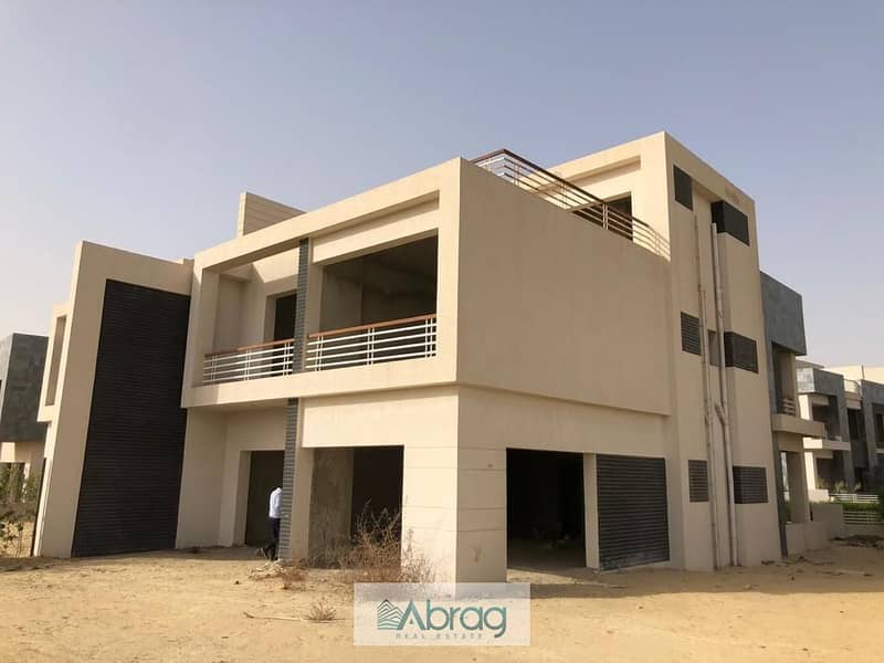 4 071d5a40-cee3-4256-b15f-2771ddb9a93d. jpg