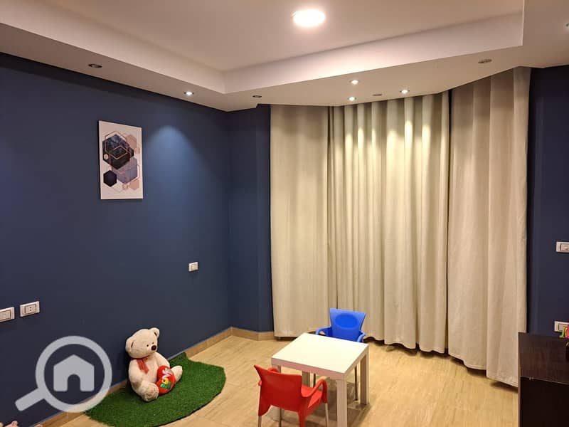 5 24ee20fd-000f-4288-8037-6a61e2271e2e. jpg