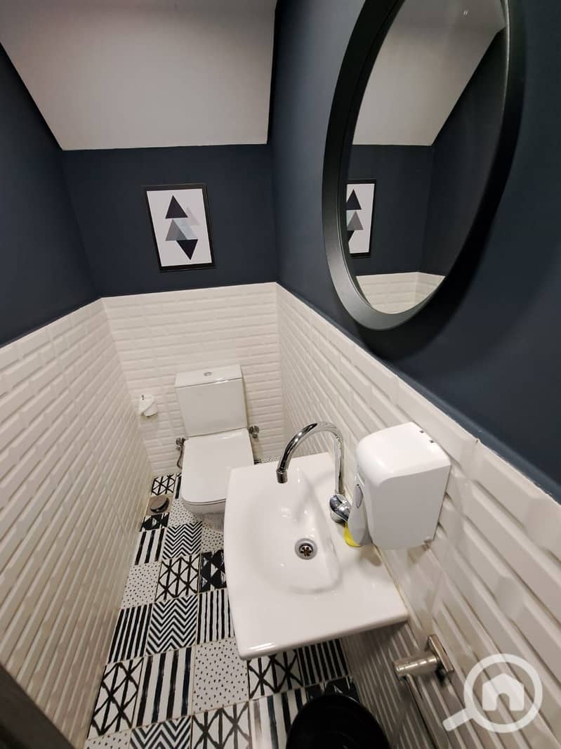 6 26f2dd8f-b81d-4b72-82ef-664a581d0a51. jpg