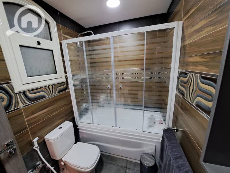 9 767beea4-7829-4b1e-b0cf-44f495ae926a. jpg