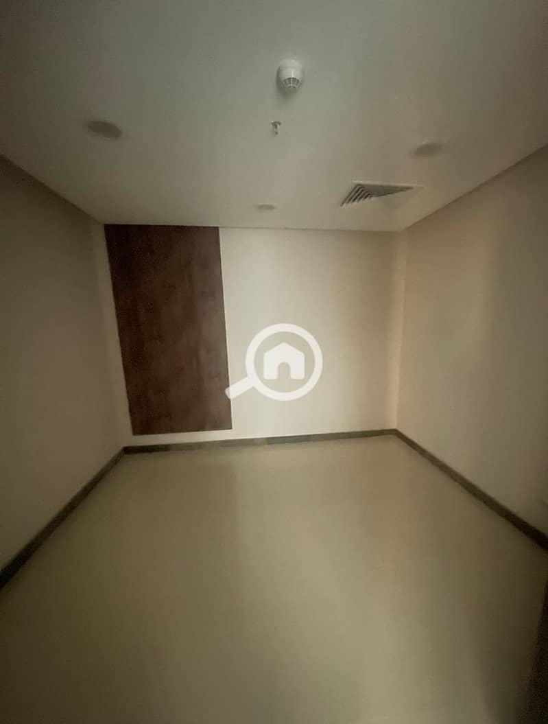 3 WhatsApp Image 2024-10-27 at 11.26. 36_643f43b7. jpg