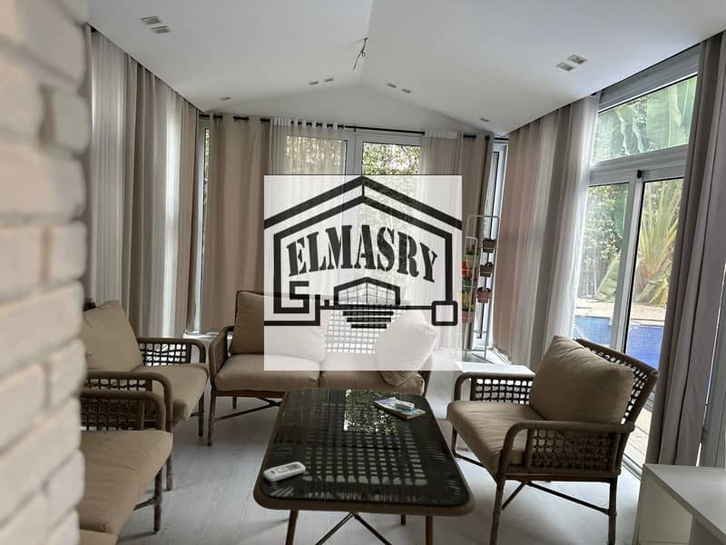 48 b11c838c-c6e3-4e45-bfd4-5f645cb7d59c. jpg