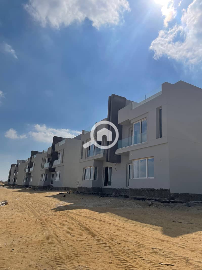 4 WhatsApp Image 2025-11-15 at 7.58. 58 PM. jpeg