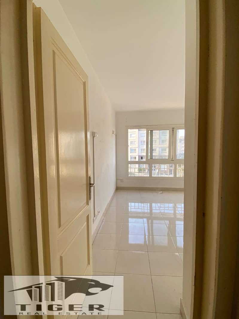 12 WhatsApp Image 2026-01-11 at 3.40. 21 PM (1). jpeg