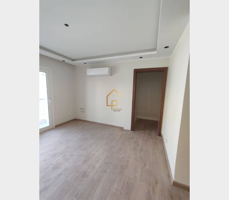 4 WhatsApp Image 2026-01-06 at 1.45. 50 PM. jpg