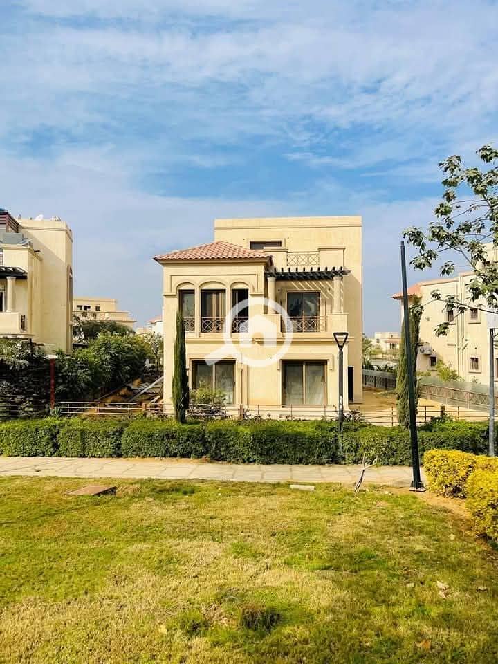 5 b42af290-54b4-46e3-8453-9b53545b9a15. jpg