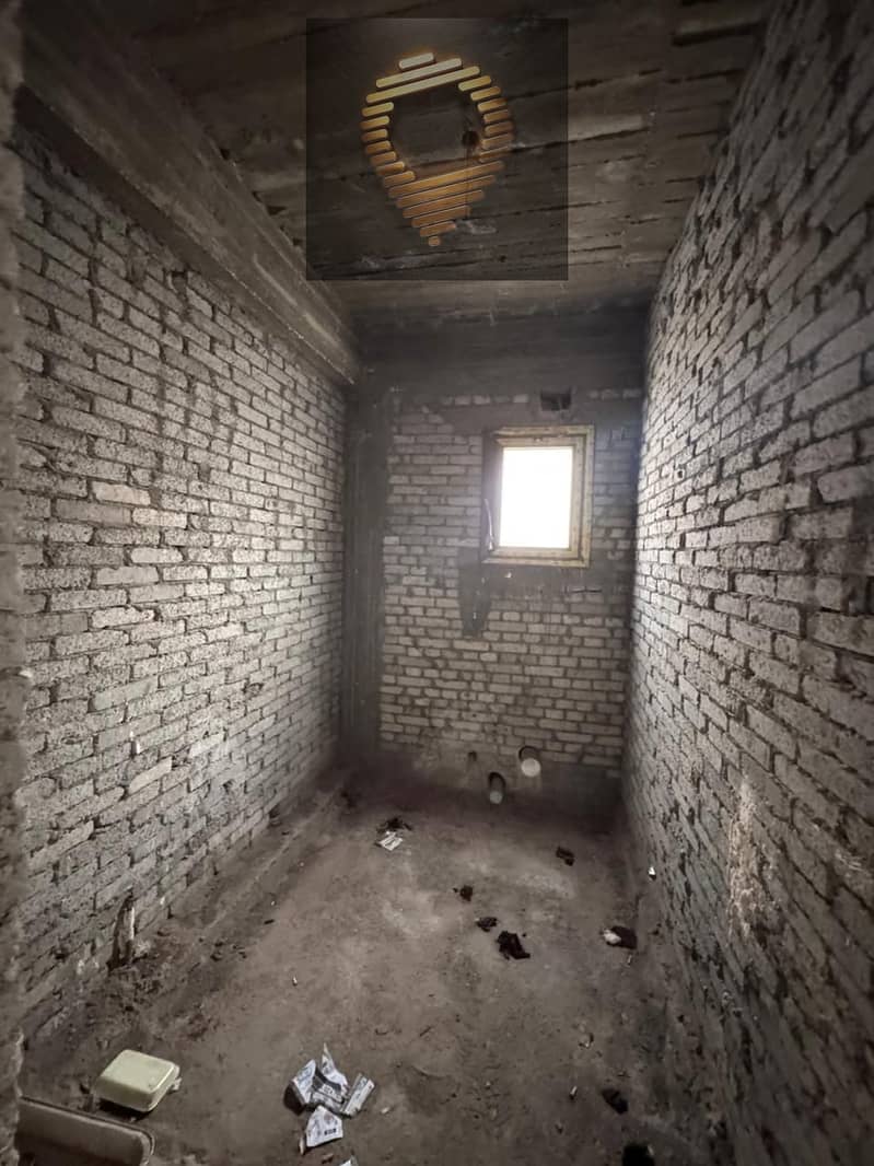 12 WhatsApp Image 2025-12-03 at 17.26. 46_de8e6c64. jpg