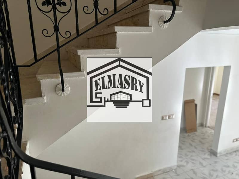 12 fa6f52b4-bdd9-422c-91fb-bc9f4c4a5b4c. jpg