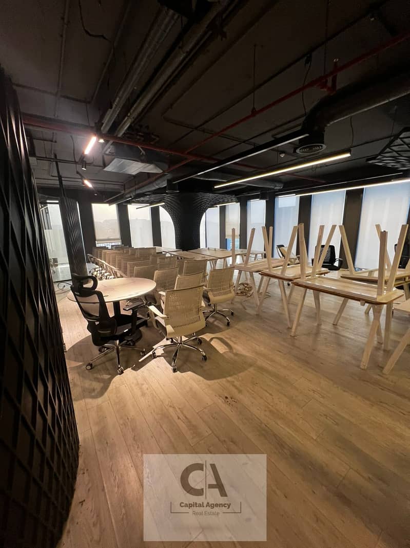 4 c1502dda-afbe-46a1-a3a2-6d9cf8f67025. jpeg