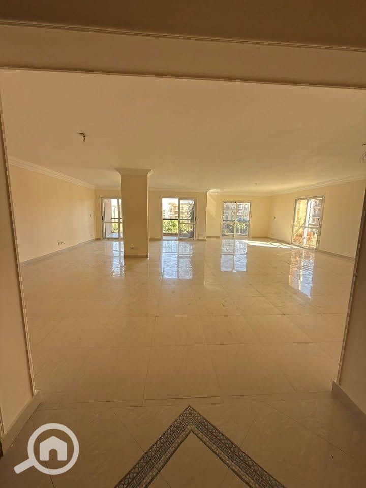 2 ec6748b5-a877-46c3-a6de-28af48f33475. jpg