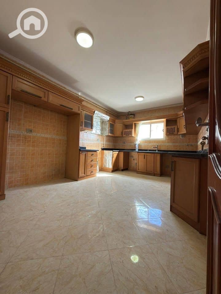 4 48f6f4a9-7790-40e0-8447-a547abad600d. jpg