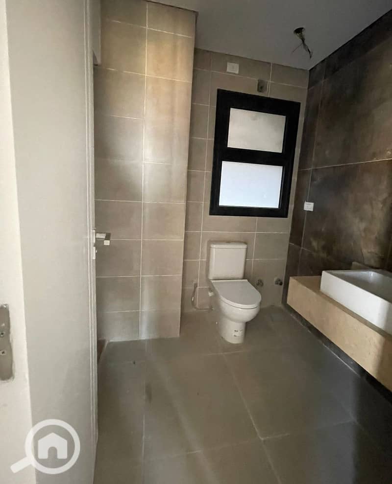 10 WhatsApp Image 2025-08-19 at 12.41. 09 PM (1). jpeg