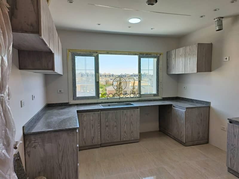 4 WhatsApp Image 2026-01-11 at 1.35. 14 PM (2). jpeg