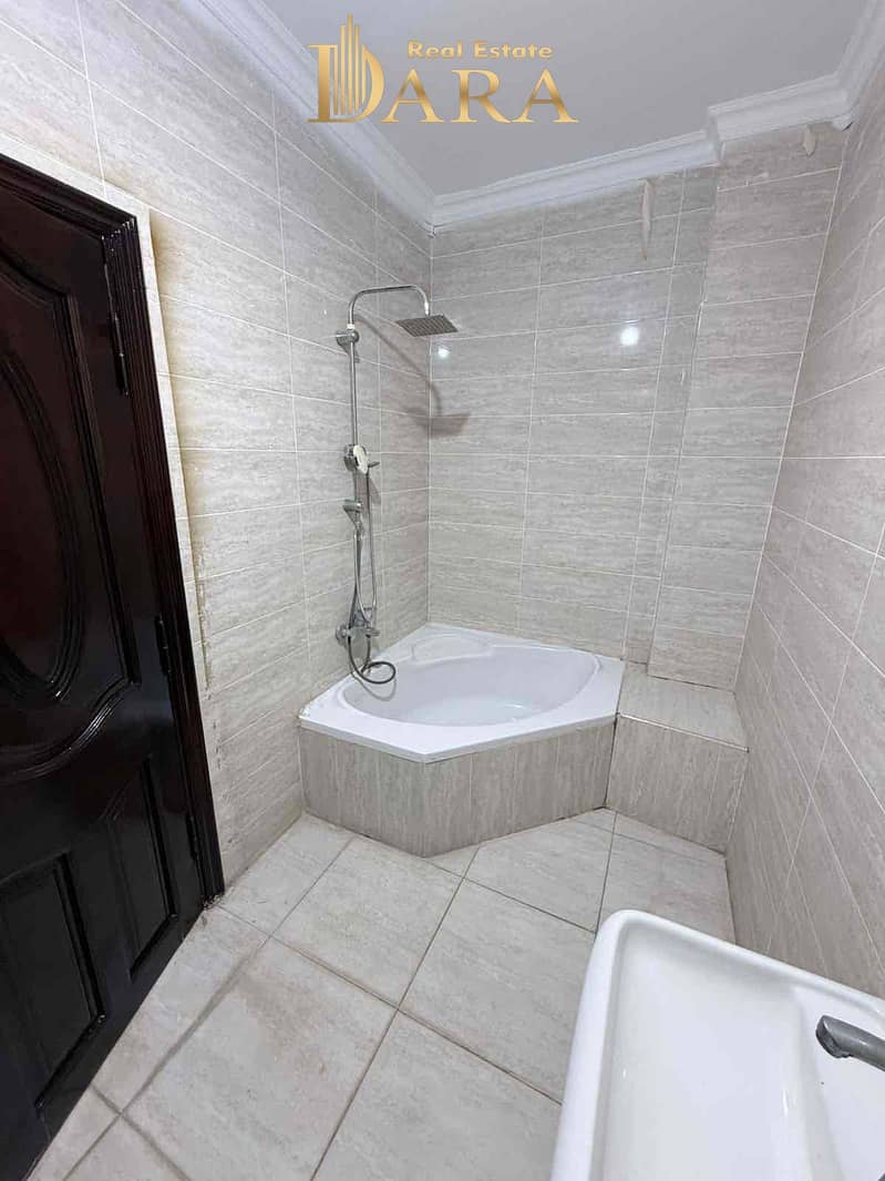 8 08185761-68da-4c75-9943-d1ad4b98a00b. jpg