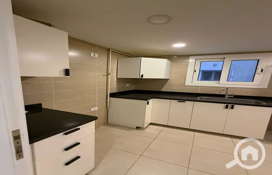 5 f62d5041-c74b-40dd-a31a-de9db666674d_1400x900. jpg