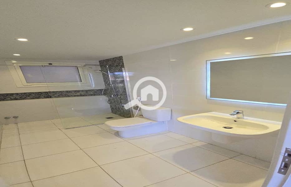 6 d6ca1dcd-f60d-4184-a40d-93503664c304_1400x900. jpg