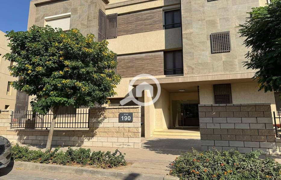 7 WhatsApp Image 2025-12-03 at 2.32. 34 AM_1400x900. jpg