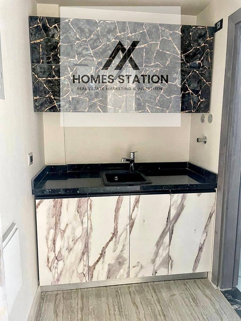 22 5c2f19fe-9ce4-4c67-a090-d76851c64a96. jpeg