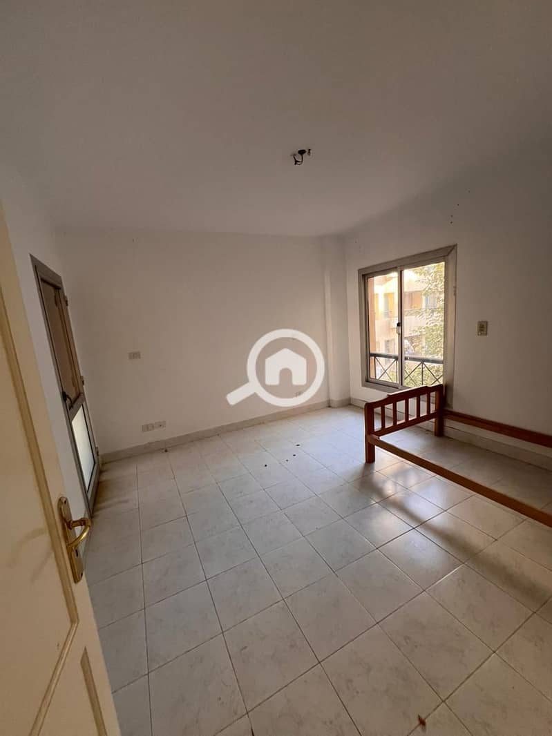 8 50069f55-0059-4215-b8a0-445377be1deb. jpeg