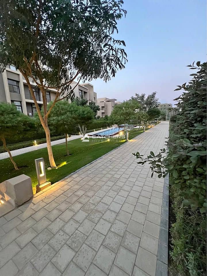 10 589375625_819678060876241_4107525879525624238_n. jpg