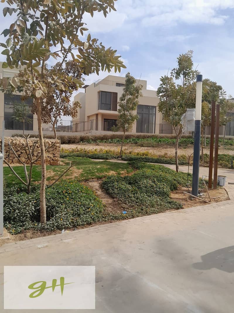 7 b4f9e090-e654-4c8f-af14-7ecc527e41d5. jpg