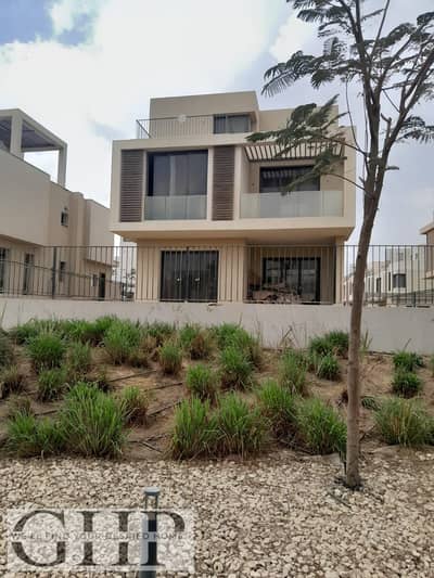 4 Bedroom Villa for Sale in New Heliopolis, Cairo - d1f319f9-33fc-4185-9b1f-8050e4480313. jpg
