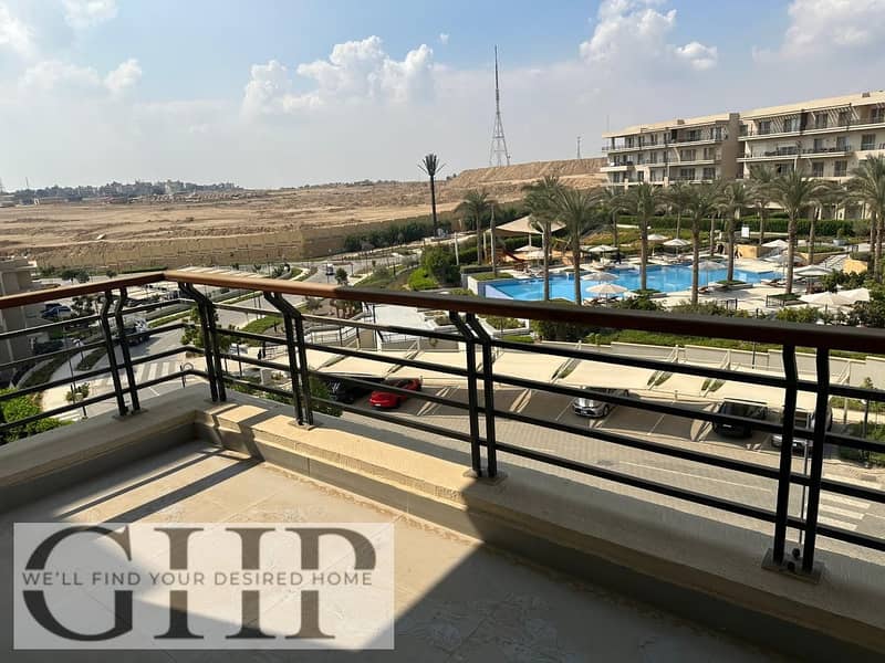 10 4f01aaf5-01ff-49be-9835-3343a2d624bb. jpg