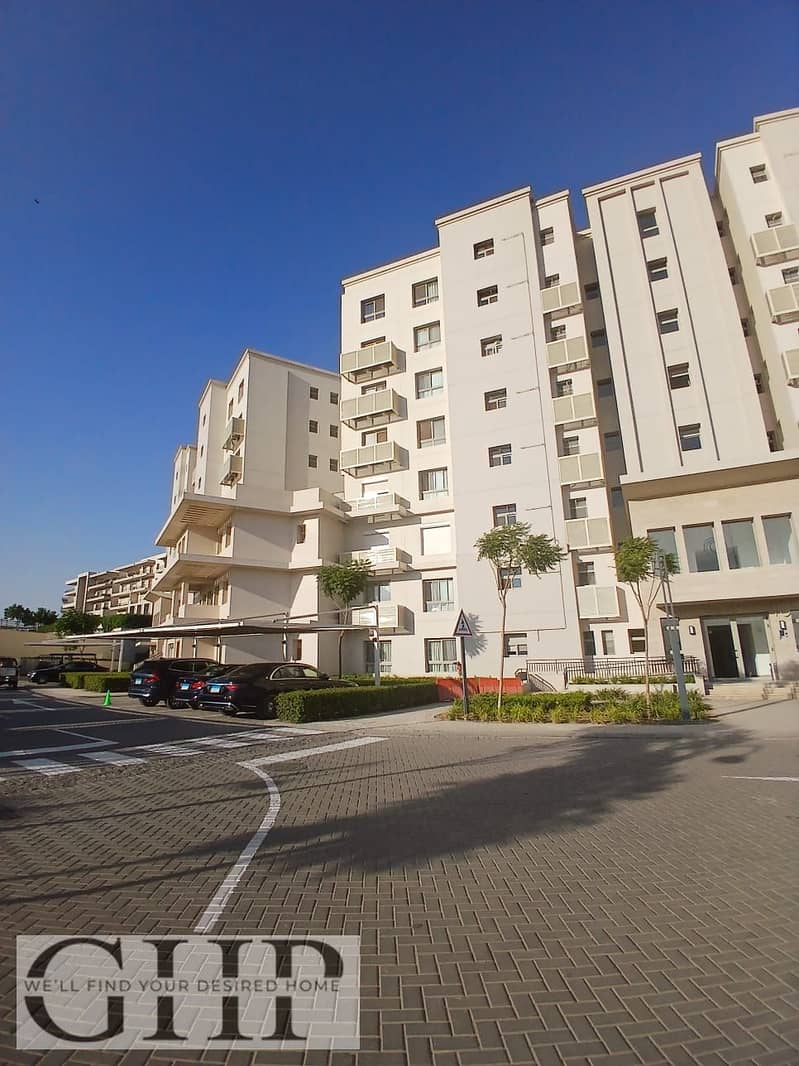 8 5c558a7c-f34e-4704-a801-25ee079696b0. jpg