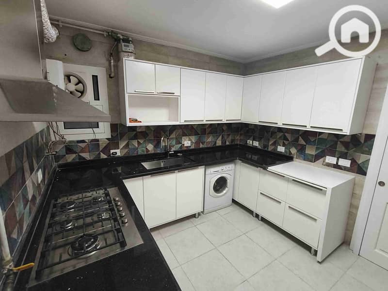 1000334666. jpg 1000334666. jpg