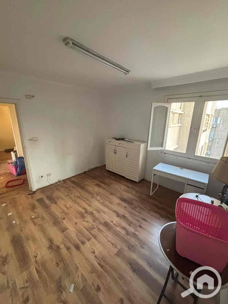 5 61fd595f-2e67-409c-9684-247e9867dcf0. jpg