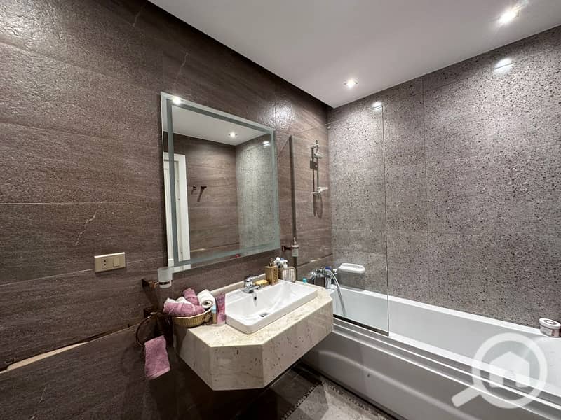 5 WhatsApp Image 2026-01-11 at 10.56. 43 AM (1). jpeg