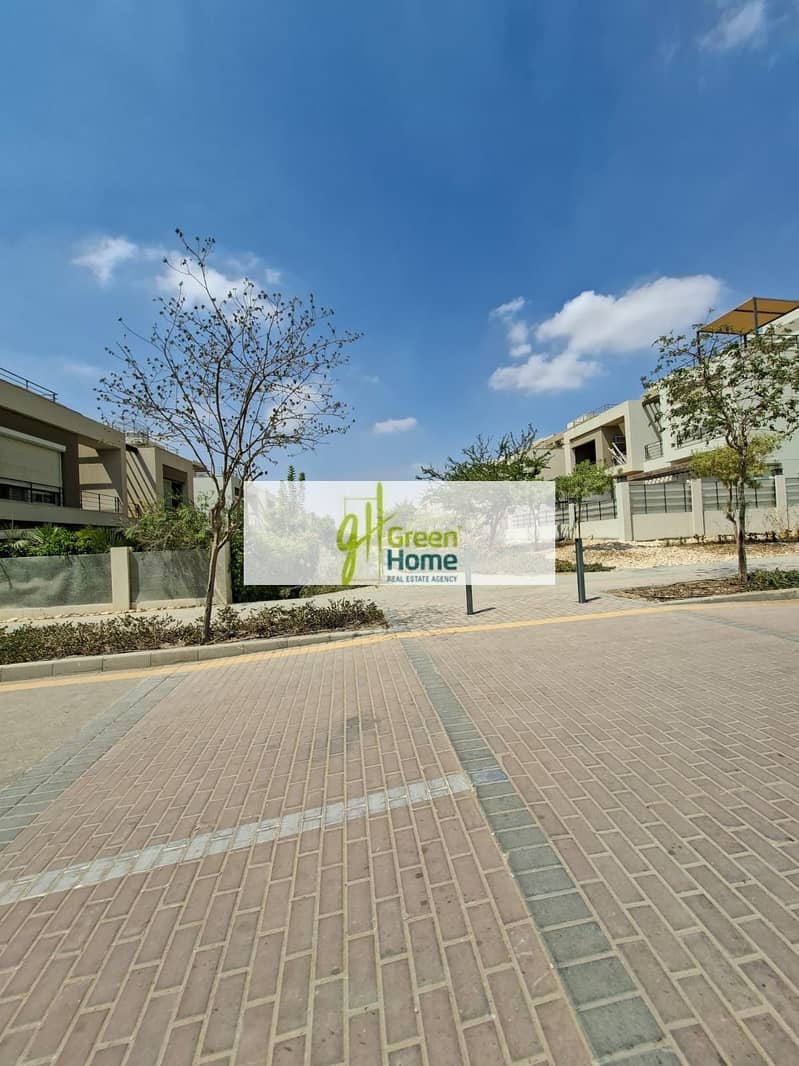 4 WhatsApp Image 2026-01-04 at 22.52. 03. jpeg