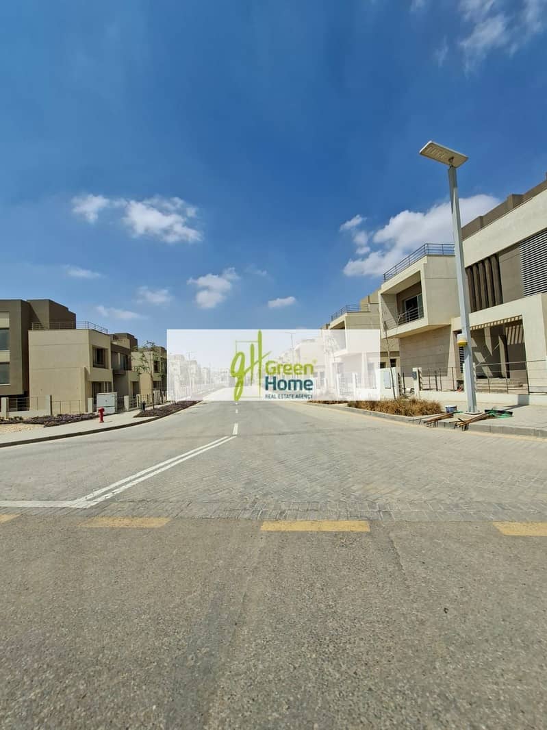 5 WhatsApp Image 2026-01-04 at 22.52. 05 (1). jpeg