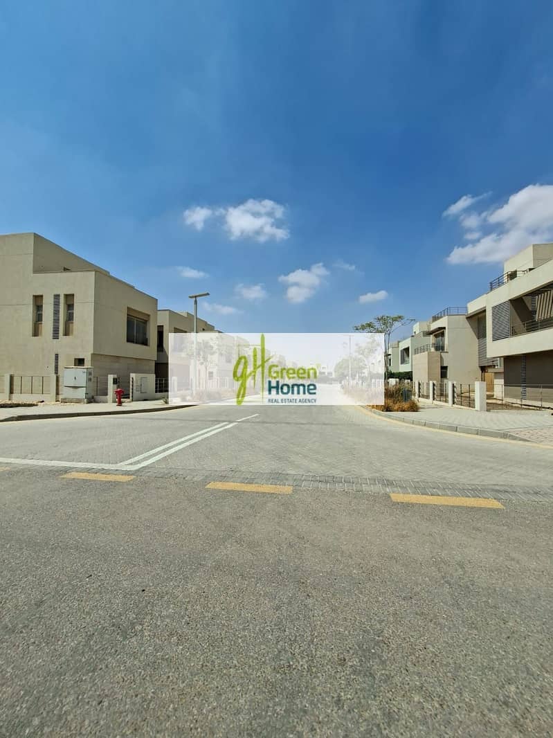 16 WhatsApp Image 2026-01-04 at 22.52. 39. jpeg