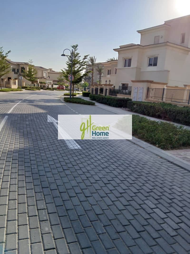 8 fbbebbc6-6076-46d3-a45c-bbfd9e94b5e7. jpg