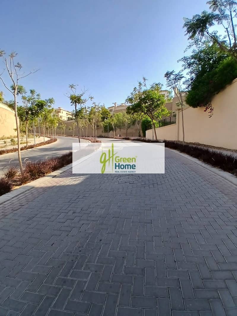 3 1040d8a8-2e2a-4400-96d5-f532fec86921. jpg