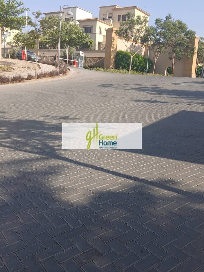 5 656f349c-eb00-4116-8047-7a89c1faf548. jpg