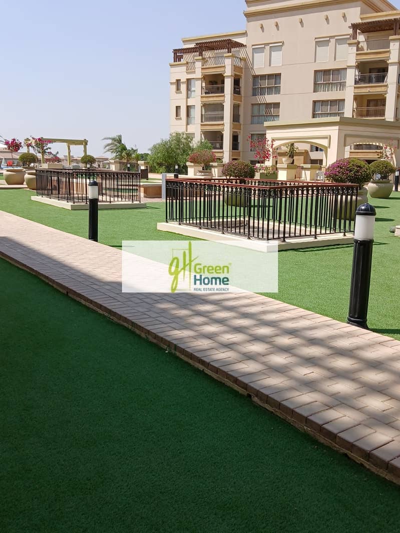 5 0469ade8-4228-4f1b-b344-6525ac8b41e7. jpg