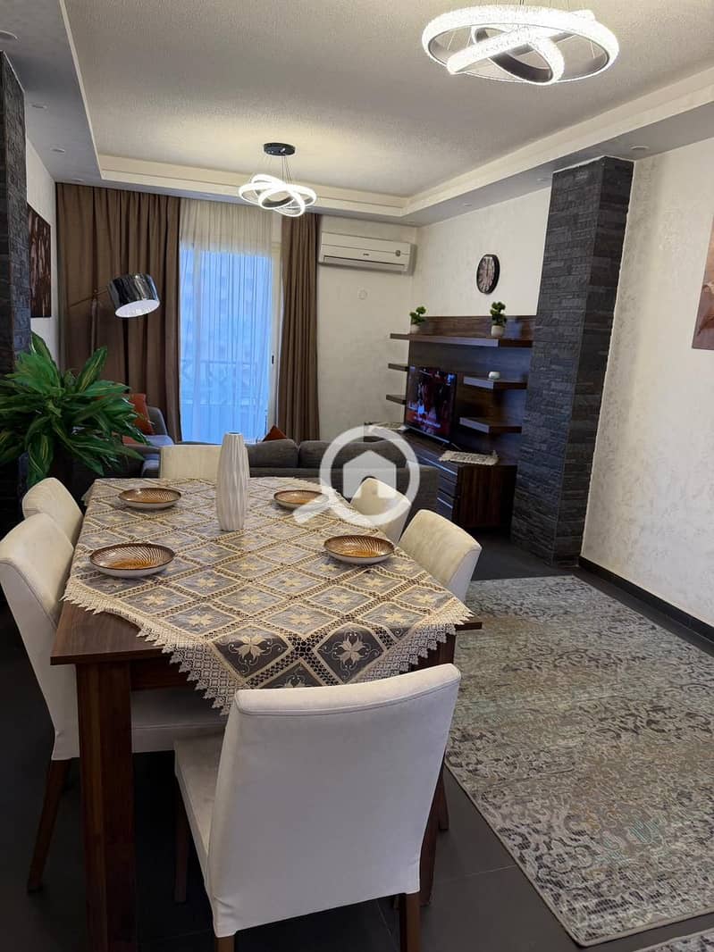 4 ac03ae74-b2d7-48ae-bf01-568442917d79. jpeg