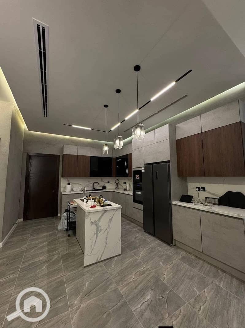 10 615421831_122223887894269074_1355743350053466560_n. jpg