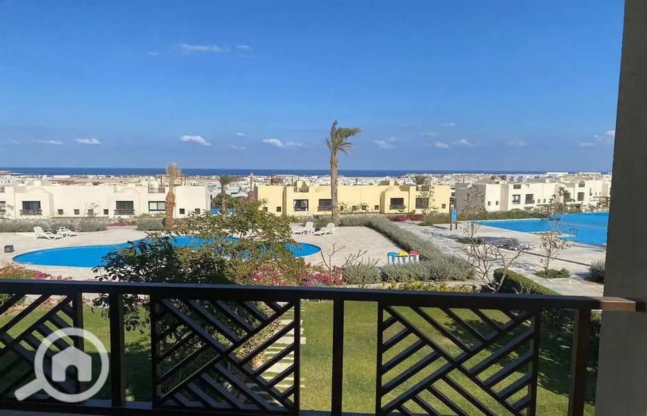 16 5489213-a28f1o. jpg