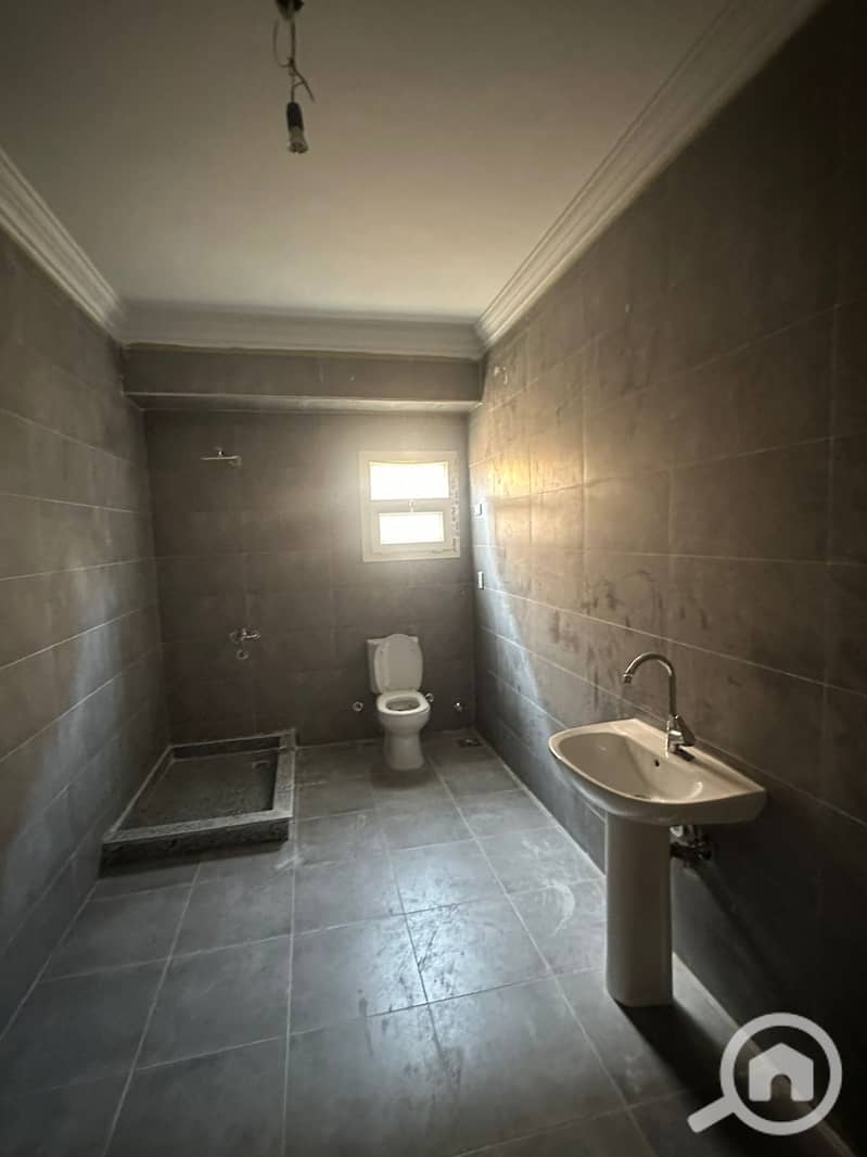 24 WhatsApp Image 2026-01-11 at 6.04. 06 PM (1). jpeg