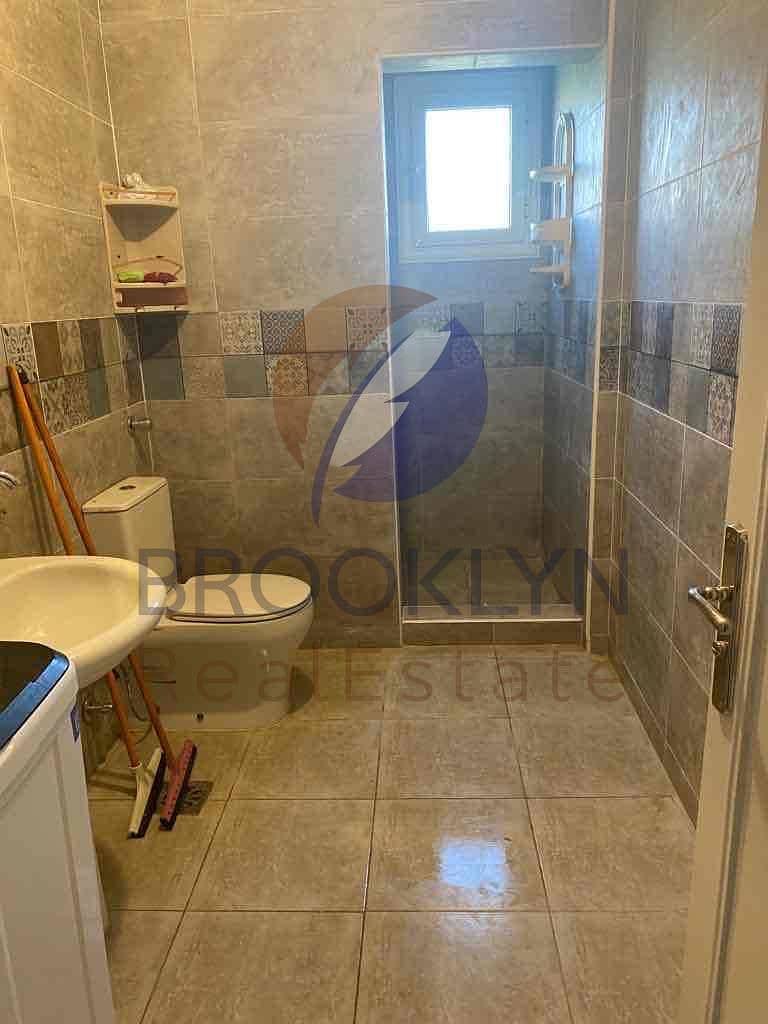 6 c9c02e25-6505-4534-b103-a4e19d9a2f87. jpg