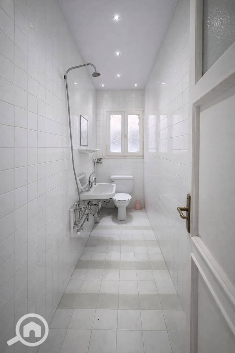 5 DF95602C-4E85-49C2-AEF7-F5B2B4B9E13D. png