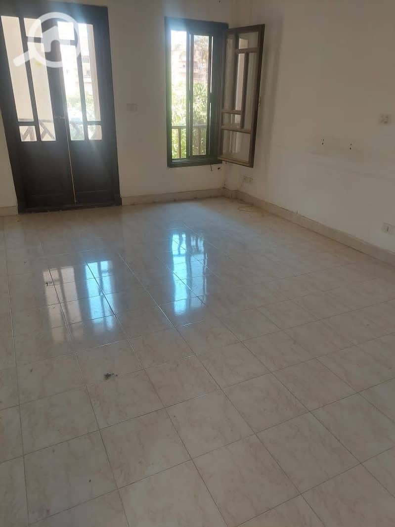 4 6583573f-181a-40ec-8ac2-3b466d268632. jpeg