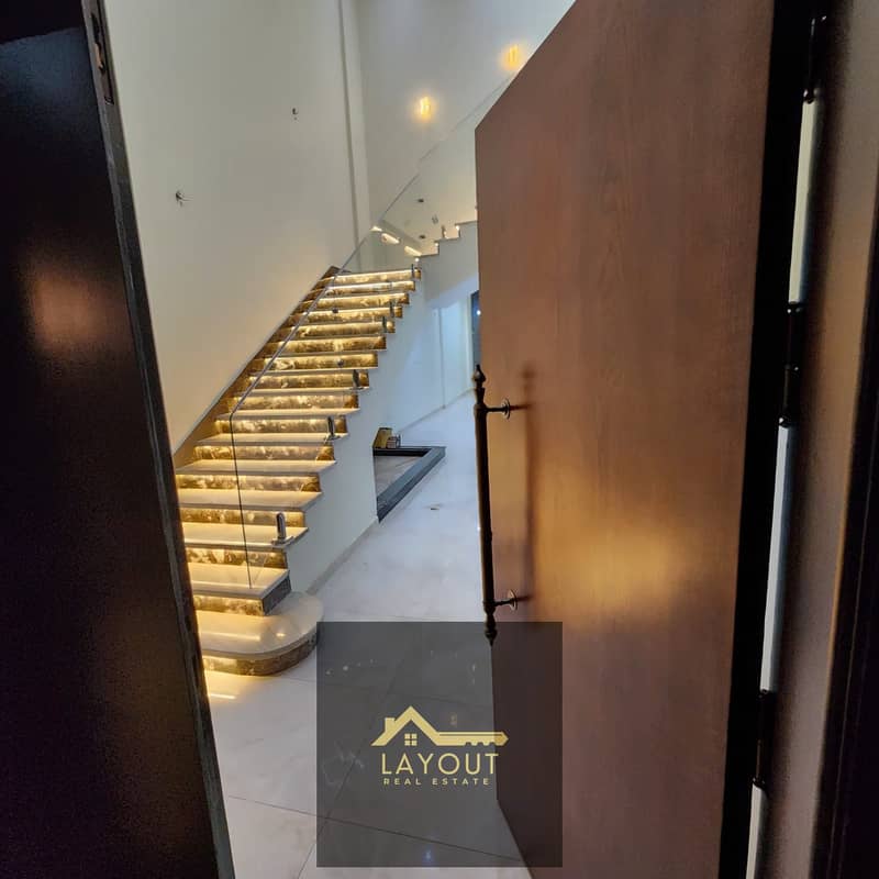 8 b7f0e013-5eeb-4766-b500-121bddf3b265. jpg